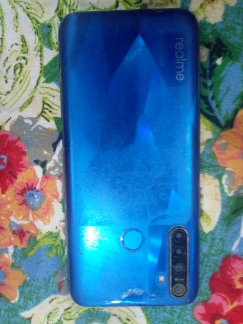 Realme 5 in good condition 6