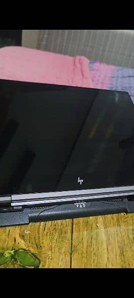 HP Zbook G5 with 360 Rotate and Touch Screen 4