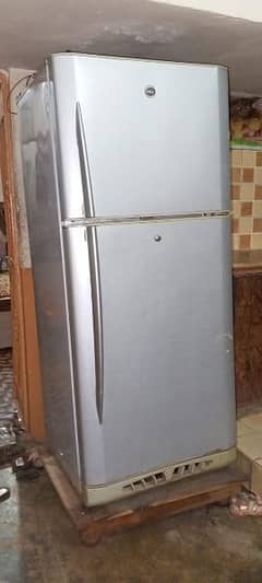 Urgent full size fridge for sell