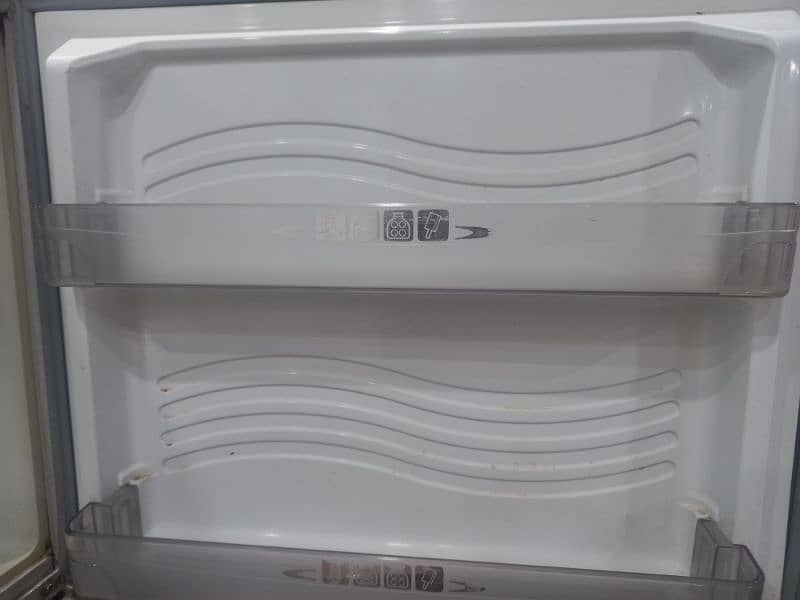 Dawlance Refrigerator 18 cft l For Sale On Fair Price 3