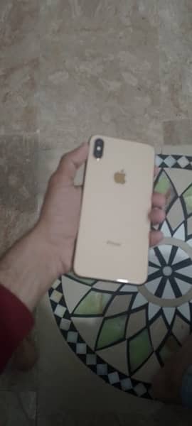 iphone xsmax dual sim pta approved (64gb). 0