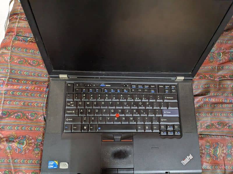 Lenovo Thinkpad laptop Core i5 & original charger 0