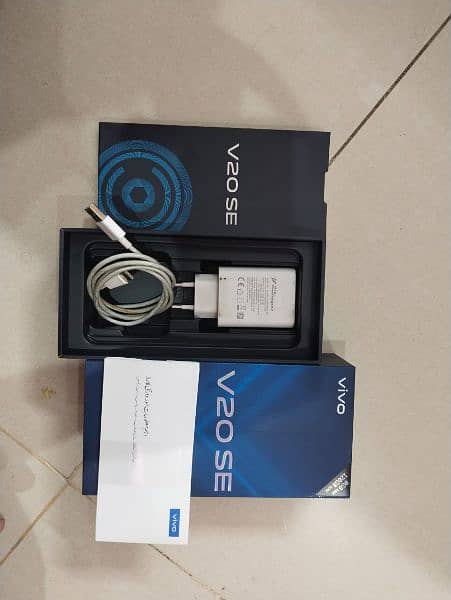 vivo v20se 8/128 0