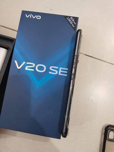 vivo v20se 8/128 1