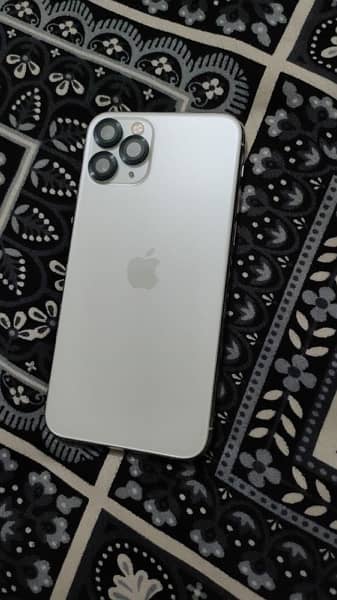 iphone 11 pro. 256gb. pta approved 0