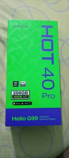 Infinix hot 40 pro new condition. used less than a month