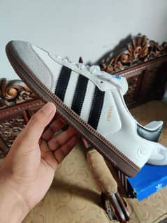 Adidas Samba White/Black Low Top Sneakers