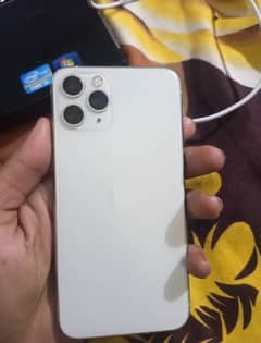 iphone 11 pro 256GB NON PTA all ok water pack 0