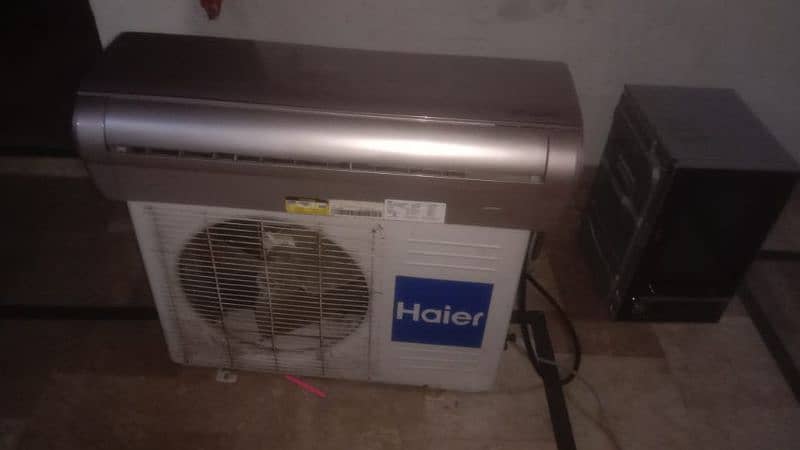 HAIER INVERTER AC 1 TON 0