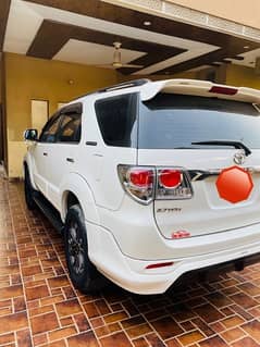 Toyota Fortuner 2015 Trd addition