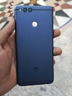 Huawei honor 7x 4/128gb