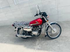 Honda 125 2023 special edition only call 03360523357