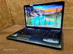 TOSHIBA Laptop like Brand New Core i5 Full Size 17.6"