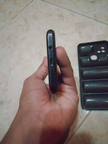 Infinix hot 10i Excellent condition 6