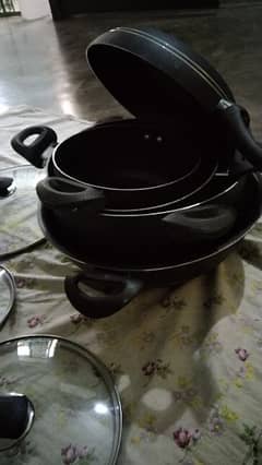 Stunning 5  Piece Non-Stick Cookware Set - Perfect for Every Kitchen 0