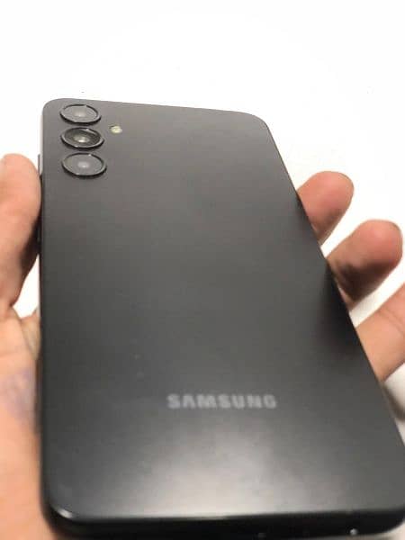 samsung qqa05s 6 128 all ok 10 /10  with box 4