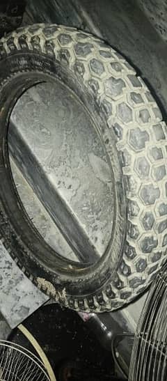 cafe racer tyres