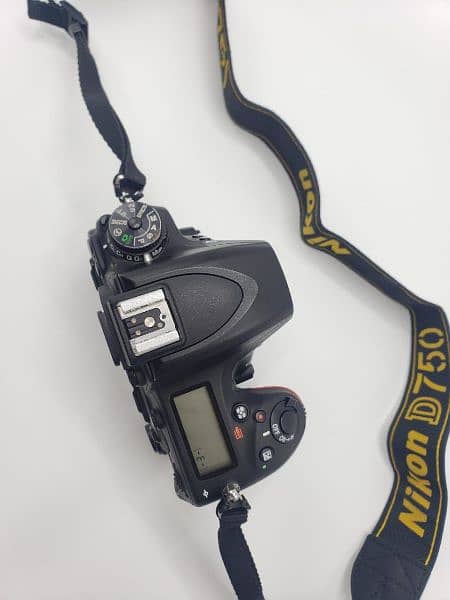 Nikon D750 full frame body 10/10 5