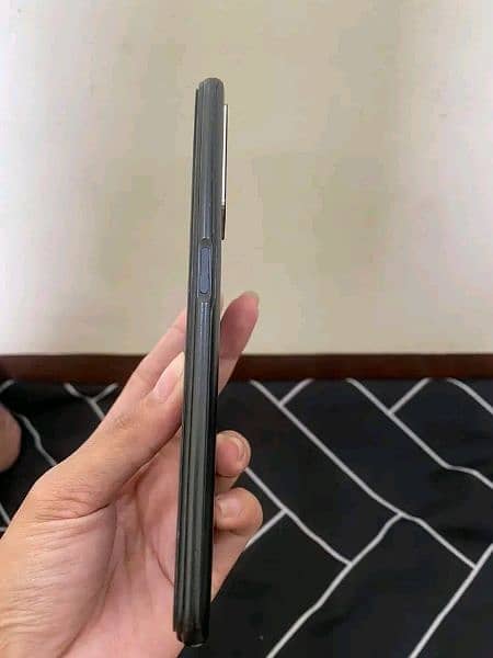 OPPO A76 3