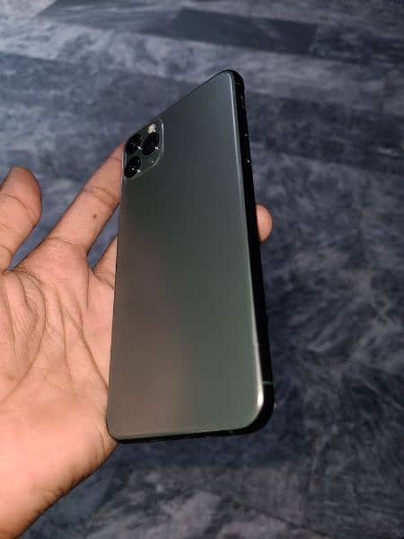 iPhone 11 pro max non 03084507095 2