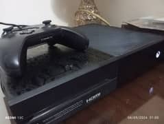 Xbox one with 8 Games Installed  Jailbreak