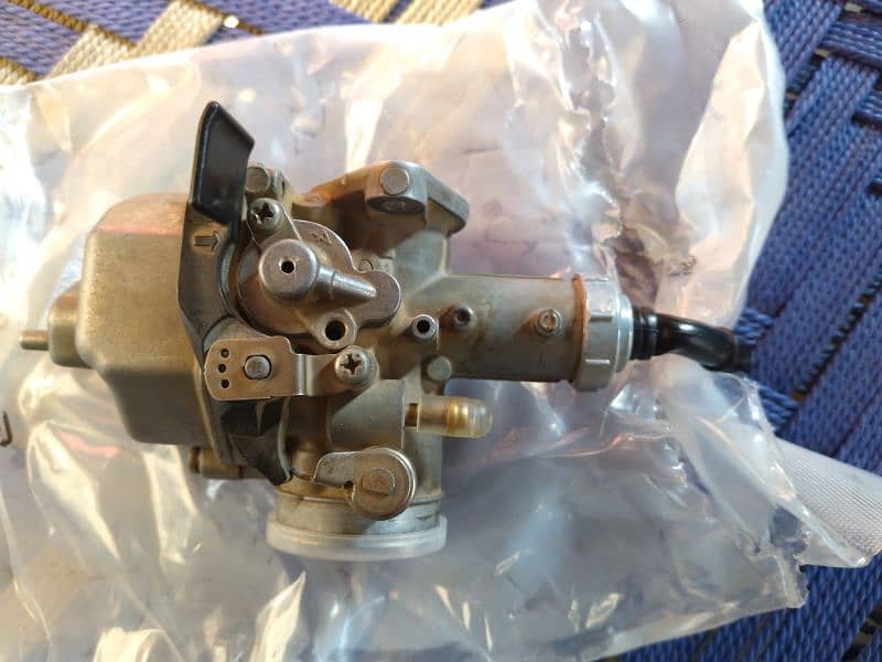 Honda 125 genuine carburetor for sale 03000515588 1