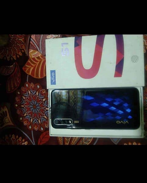 vivo s1 4\128 location Nankana sahib 0301=4956=245 3