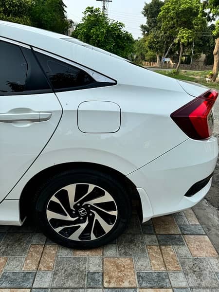 Honda Civic Oriel 2019 7