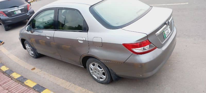 Honda City IDSI 2005/6 4