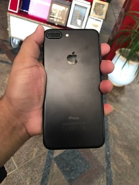 iPhone 7+ pta proved 128 Gp Betery 100 finger ok condition almost good 0