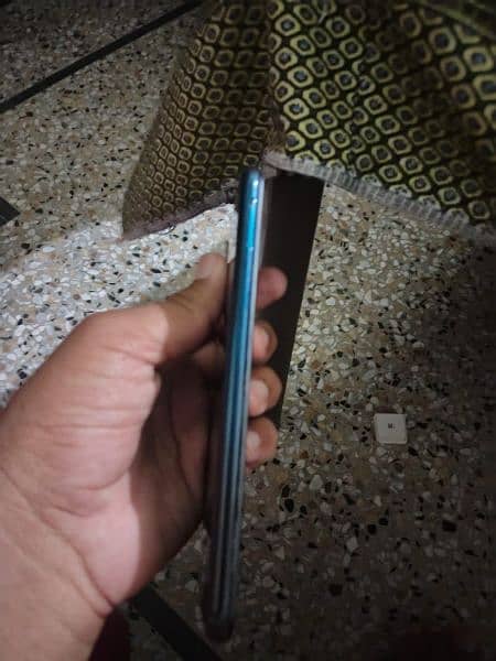 VIVO Y11 Mineral Blue 3