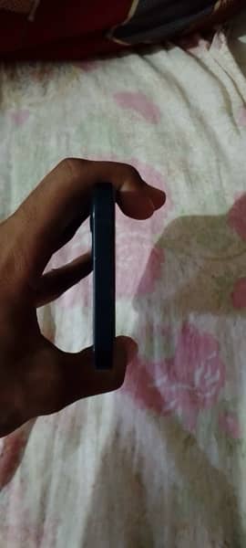 iphone 12 black colour nonpta jv 86 health all ok waterpack airtight 1