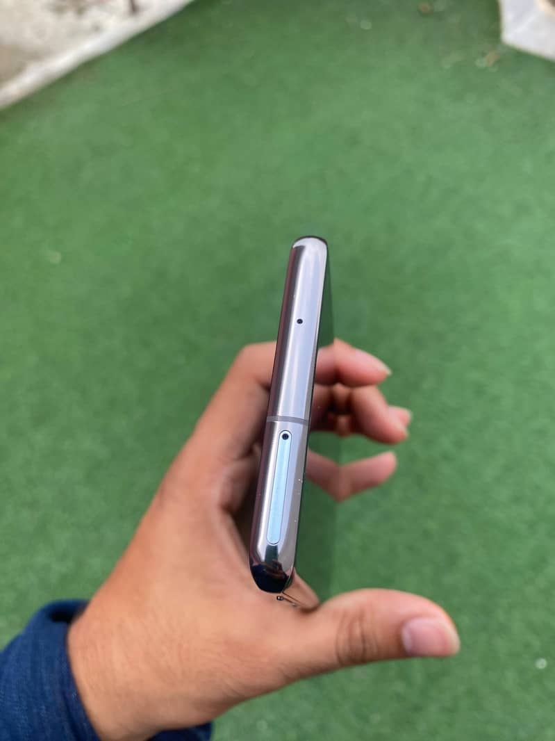 Samsung Galaxy S10 8/128Gb 3