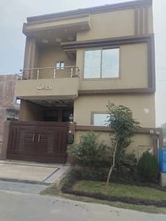 3.72 Marla Beautiful House For Sale In A Reasonable Price 0