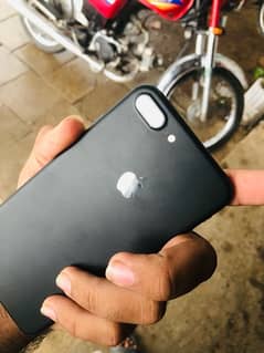 iphone 7plus 128 GB PTA approved