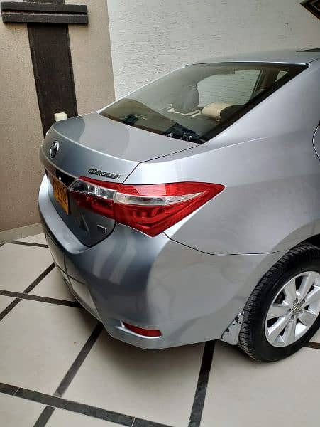 Toyota Corolla GLI 2014/2015 bumper to bumper orignal guranted 3