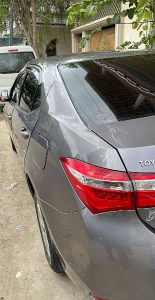 Toyota Altis Grande 2016 1