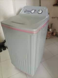 New condition washing machine avail at best price