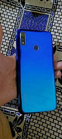 Realme 3 4-64