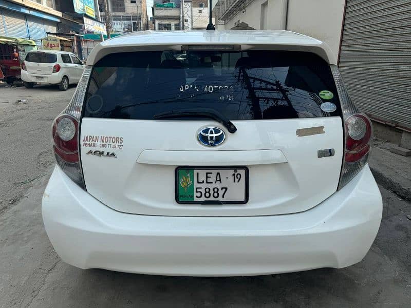 Toyota Aqua S 2014/2018(Home use car in good condition ) 6