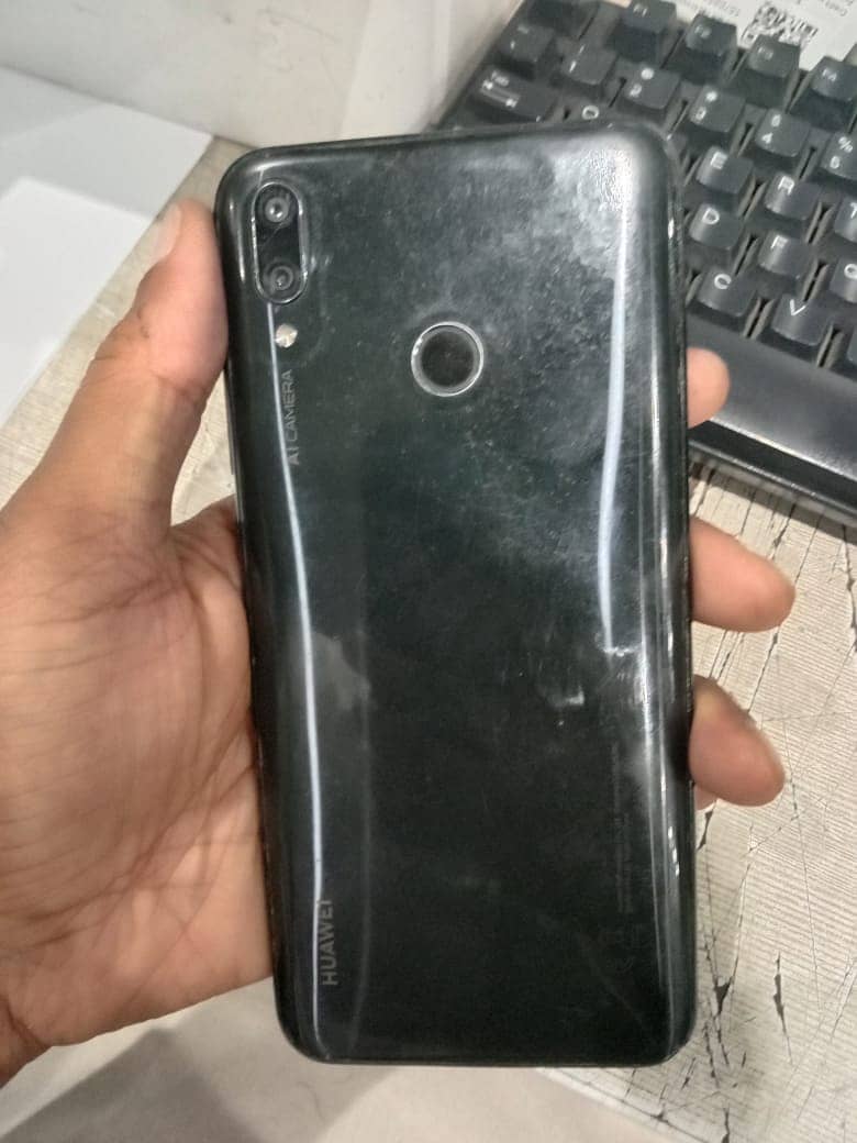 Huawei Y9 Offical PTA 4/64 0