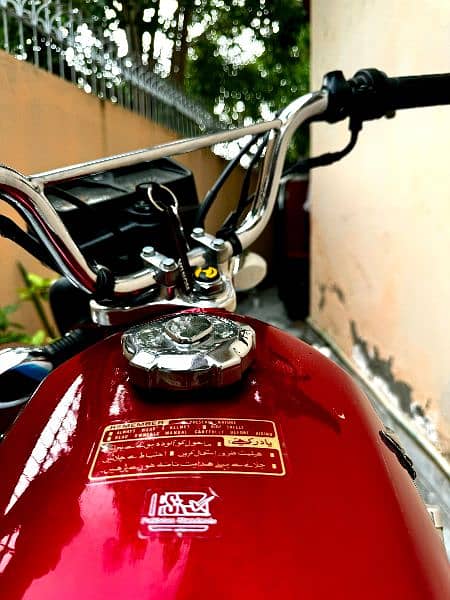 HONDA 125 LUSH CONDITION 2