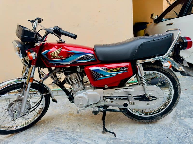 HONDA 125 LUSH CONDITION 5