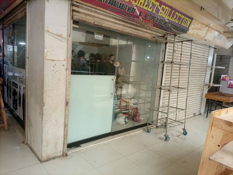 shop/office/showroom available for rent at gold mark-2 shopping mall 0