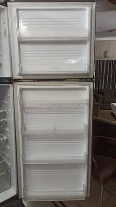 refrigerator 0