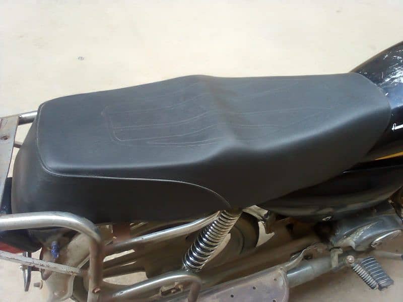 jialing bike in good condition 12