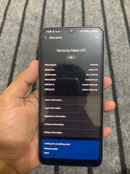 Samsung Galaxy A70 6RAM / 128GB 8