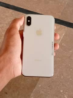 iphone x 256 gb 10/9 condition all okay battery health 77 % ha