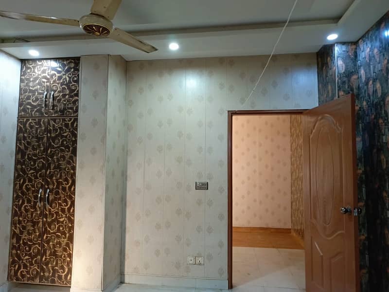 Cozy 1-Bedroom Apartment in Johar Town Phase 2, Block H3 5