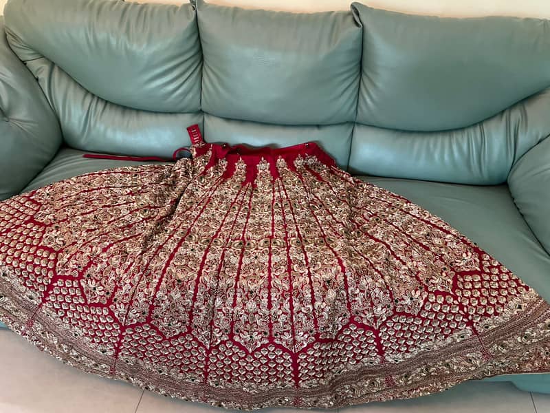 Bridal lehnga / Wedding dress / Barat dress / 0